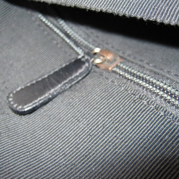 Ferragamo Tiered Vala Black Tote - Picture 6 of 8